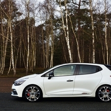 The 220 Trophy is powered by an upgraded version of the 1.6-litre turbo engine. It gets 10% more power, with a total of 220hp