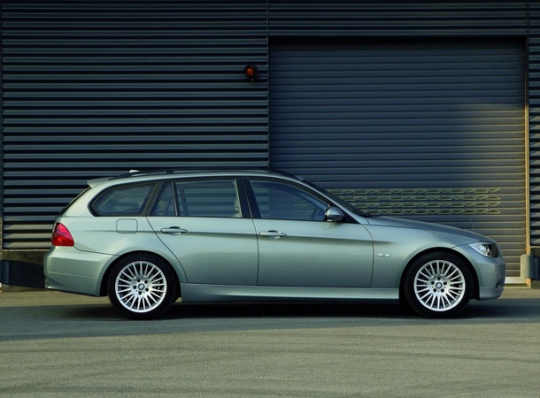 BMW 335i Touring Automatic BMW 335i Touring Automatic