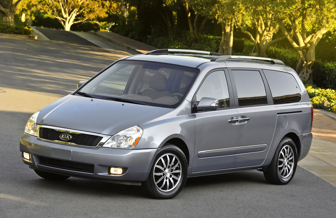 Kia Sedona LX LWB Kia Sedona LX LWB
