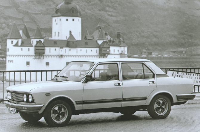 fiat_132_2000_img_37752.jpg