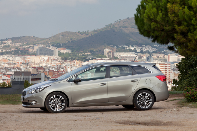Kia will launch all of the variations of the Cee'd in 2013 Kia will launch all of the variations of the Cee'd in 2013