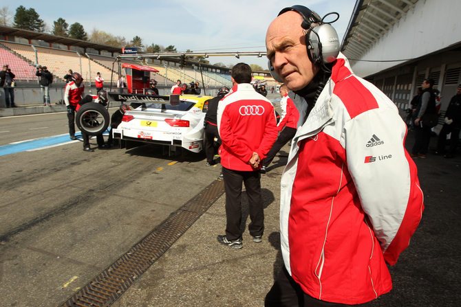 Dr. Ullrich viewing the DTM during testing Dr. Ullrich viewing the DTM during testing