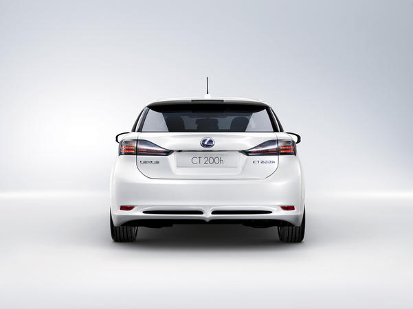 Lexus CT200h Convenience + Dynamic Lexus CT200h Convenience + Dynamic