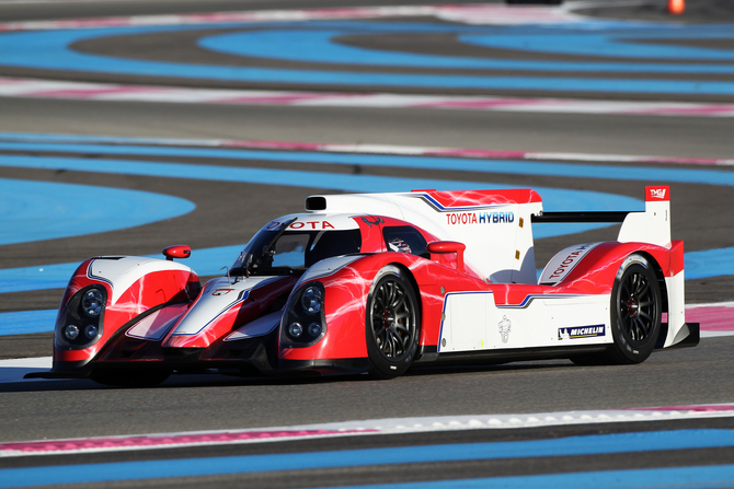 Toyota TS030 HYBRID Toyota TS030 HYBRID