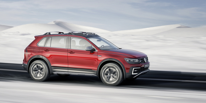 Thanks to the two electric motors, the Tiguan GTE Active can be driven in all-wheel drive mode exclusively powered by electricity Thanks to the two electric motors, the Tiguan GTE Active can be driven in all-wheel drive mode exclusively powered by electricity