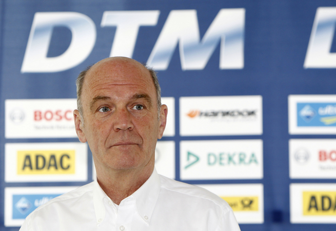 Ullrich referiu que os veículos híbridos podem ser uma opção para o futuro do campeonato Ullrich referiu que os veículos híbridos podem ser uma opção para o futuro do campeonato