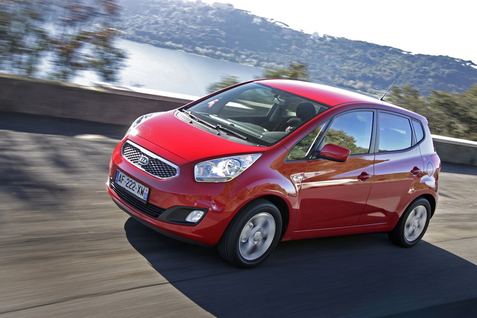 Kia Venga 1.6 CRDi ISG 128cv TX Kia Venga 1.6 CRDi ISG 128cv TX