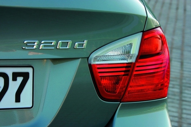 BMW 320d Automatic BMW 320d Automatic