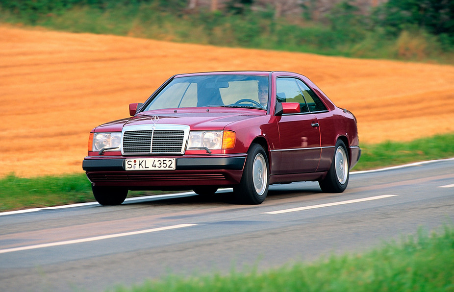 MercedesBenz 200 CE Automatic basic info spec rating