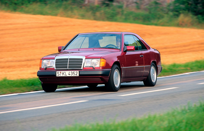 Mercedes-Benz 200 CE Automatic Mercedes-Benz 200 CE Automatic