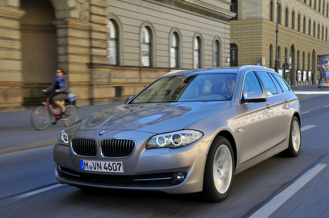 BMW 520d Touring Automatic BMW 520d Touring Automatic