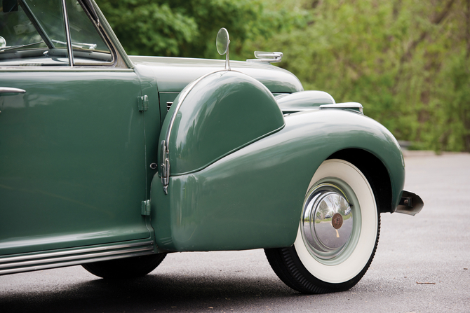 Cadillac Series 60 Special Sedan by Fisher Cadillac Series 60 Special Sedan by Fisher