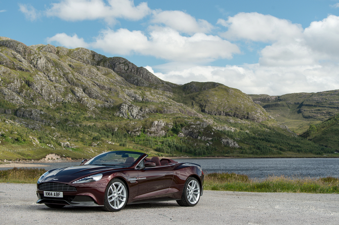 Aston Martin Vanquish Volante Aston Martin Vanquish Volante
