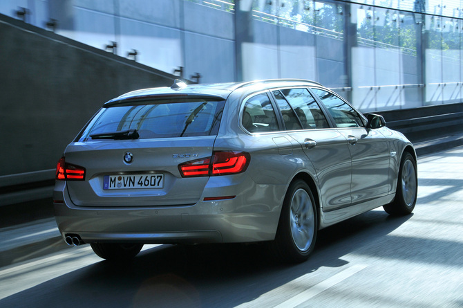 BMW 520d Touring Automatic BMW 520d Touring Automatic