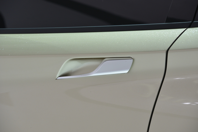 Mitsubishi GR-HEV Concept Mitsubishi GR-HEV Concept