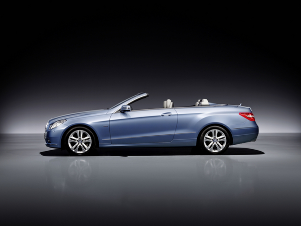 Mercedes-Benz E350 Cabriolet CGI BlueEFF. SE Mercedes-Benz E350 Cabriolet CGI BlueEFF. SE