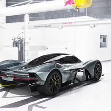 Adrian Newey da Red Bull, Marek Reichman, Diretor de Design da Aston Martin e David King, Diretor das Special Operations foram as mentes por detrás d