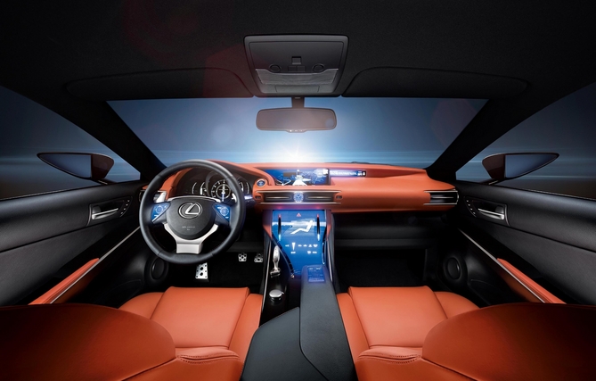 Lexus revela LF-CC e LS para a Europa em Paris Lexus revela LF-CC e LS para a Europa em Paris