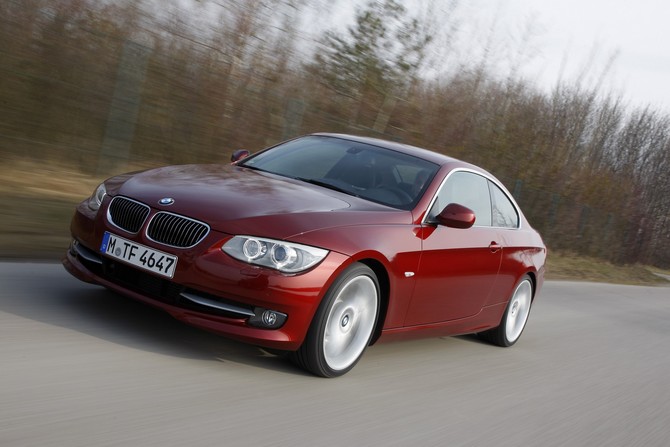 BMW 325i xDrive Coupé Auto (E92) LCI BMW 325i xDrive Coupé Auto (E92) LCI