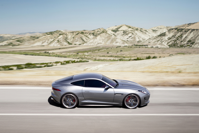 Jaguar C-X16 Jaguar C-X16