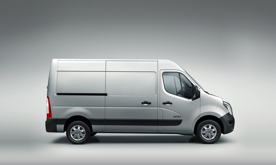 nissan nv400