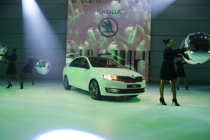 Skoda Rapid estreia em Paris Skoda Rapid estreia em Paris