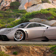 The Huayra is Pagani's new top model featuring active aerodynamics The Huayra is Pagani's new top model featuring active aerodynamics