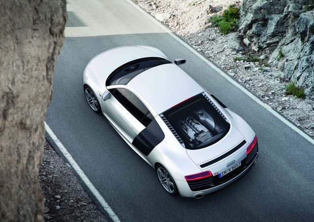 Audi R8 Gets Refresh, New Top V10 Plus Model Audi R8 Gets Refresh, New Top V10 Plus Model