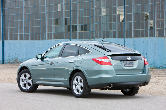 Honda Accord Crosstour EX-L 2WD 5-Spd AT Honda Accord Crosstour EX-L 2WD 5-Spd AT