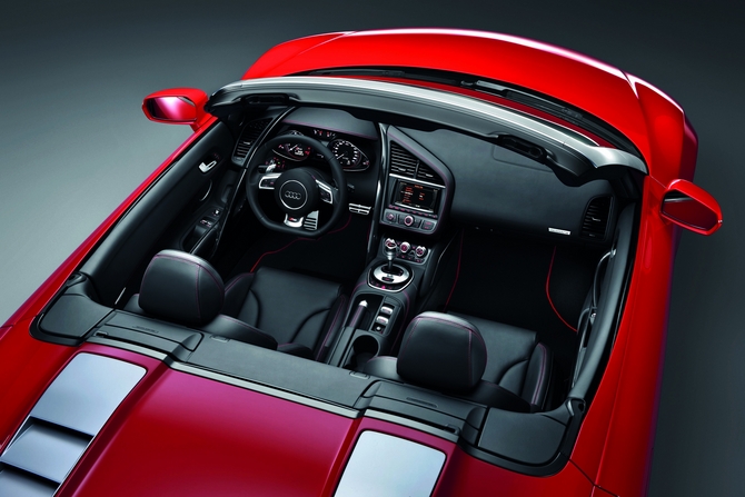 Audi R8 Gets Refresh, New Top V10 Plus Model Audi R8 Gets Refresh, New Top V10 Plus Model