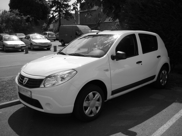 Dacia Sandero 1.5 dCi 70cv Pack Dacia Sandero 1.5 dCi 70cv Pack