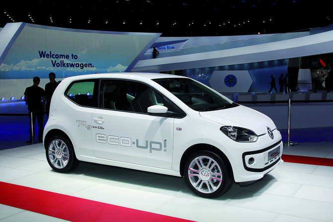 Volkswagen Eco Up Uses Natural Gas to Emit 79g/km of CO2 Volkswagen Eco Up Uses Natural Gas to Emit 79g/km of CO2