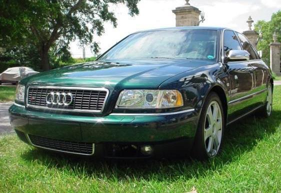 Audi S8 Tiptronic Audi S8 Tiptronic