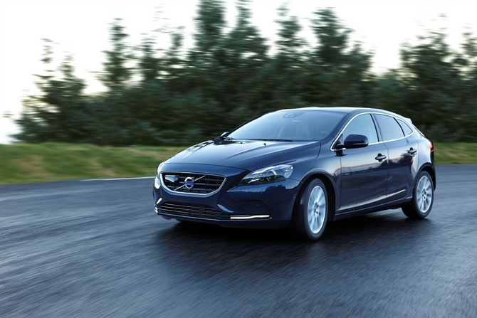 Volvo V40 T2 Volvo V40 T2