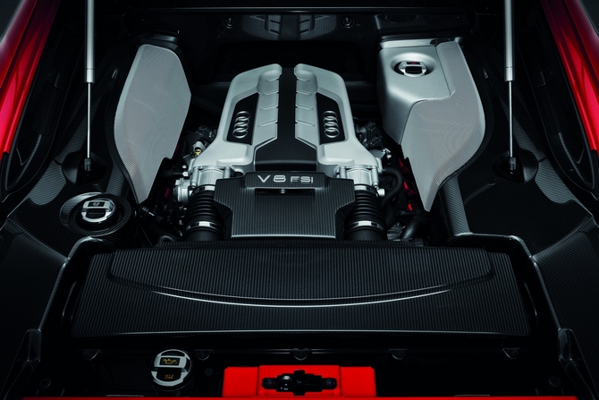 Audi R8 Gets Refresh, New Top V10 Plus Model Audi R8 Gets Refresh, New Top V10 Plus Model