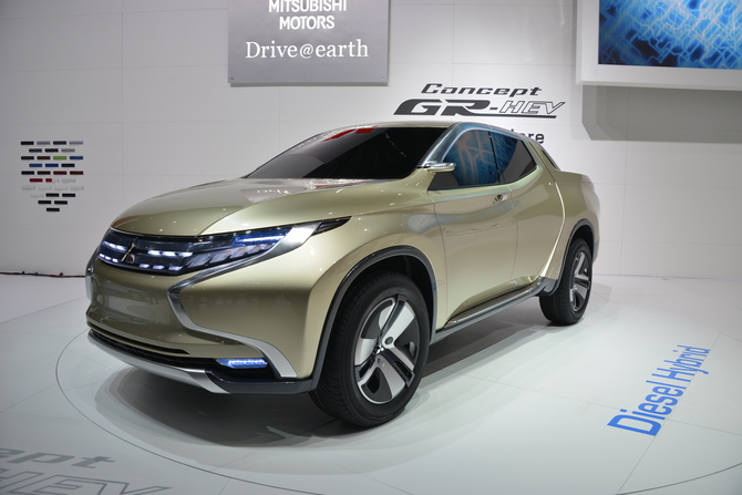 Mitsubishi GR-HEV Concept Mitsubishi GR-HEV Concept
