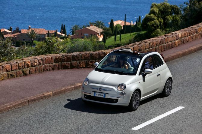Fiat 500C 1.3 Multijet 16v 75cv 80º Aniversary Fiat 500C 1.3 Multijet 16v 75cv 80º Aniversary