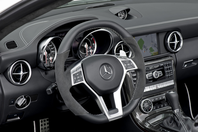 New SLK 55 AMG Hopes to Blend High Power and High Efficiency New SLK 55 AMG Hopes to Blend High Power and High Efficiency
