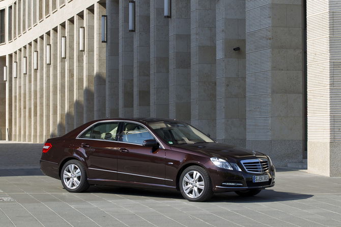 Mercedes-Benz E 250 CDI BE Auto Mercedes-Benz E 250 CDI BE Auto