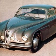 The 6C 2500, like all 6C cars, had a straight six engine The 6C 2500, like all 6C cars, had a straight six engine