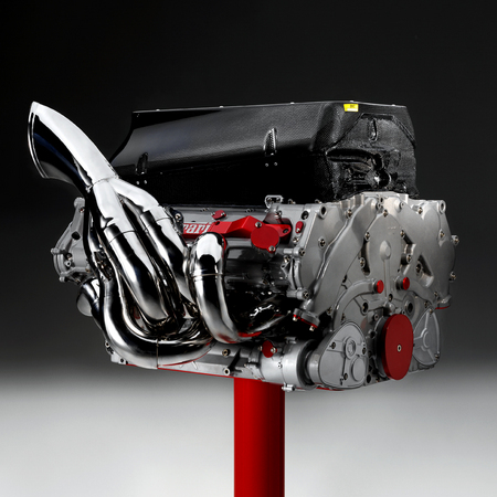 The V8 has a reserve of €50,000. The V8 has a reserve of €50,000.