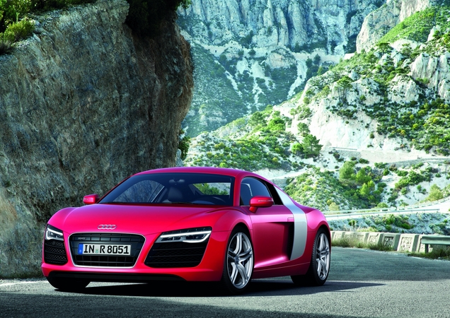 Audi R8 Gets Refresh, New Top V10 Plus Model Audi R8 Gets Refresh, New Top V10 Plus Model