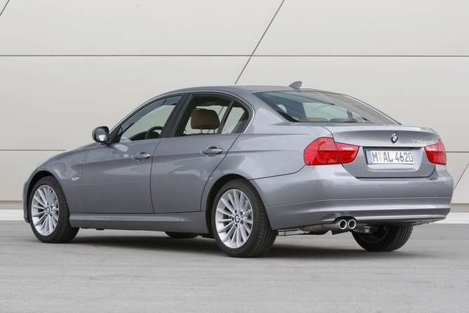 BMW 330d Automatic BMW 330d Automatic
