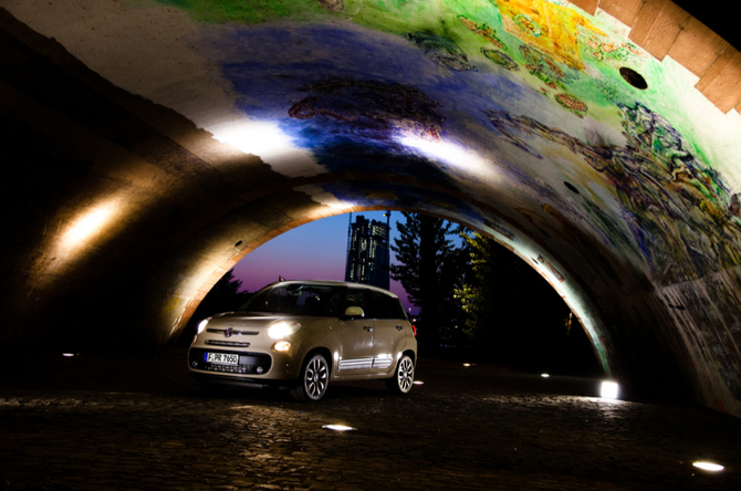 Angeboten werden zwei Benziner, die beide die Emissionsnorm Euro 6 erfüllen, und ein Turbodiesel. Angeboten werden zwei Benziner, die beide die Emissionsnorm Euro 6 erfüllen, und ein Turbodiesel.
