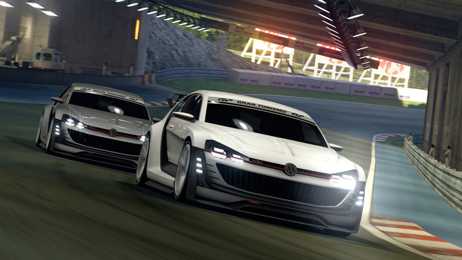 The GTI Supersport includes vertical headlights modules and large air intakes in honeycomb shape The GTI Supersport includes vertical headlights modules and large air intakes in honeycomb shape