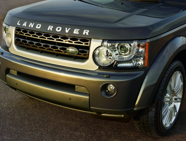 Land Rover Launches Discovery and Range Rover Special Editions Land Rover Launches Discovery and Range Rover Special Editions