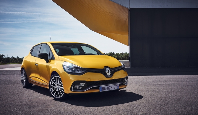 The Clio RS range will be sold with three different chassis, Sport, Cup and Trophy The Clio RS range will be sold with three different chassis, Sport, Cup and Trophy