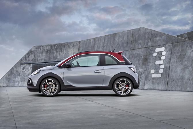 Opel Adam Rocks S Opel Adam Rocks S