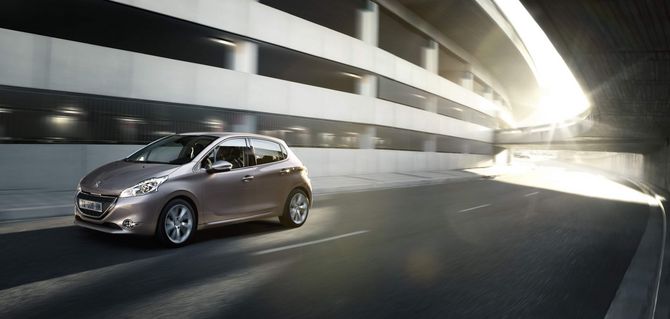 Peugeot 208 1.2 VTi Peugeot 208 1.2 VTi