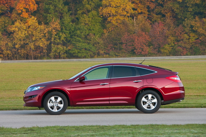 Honda Accord Crosstour EX-L 4WD 5-Spd AT Honda Accord Crosstour EX-L 4WD 5-Spd AT